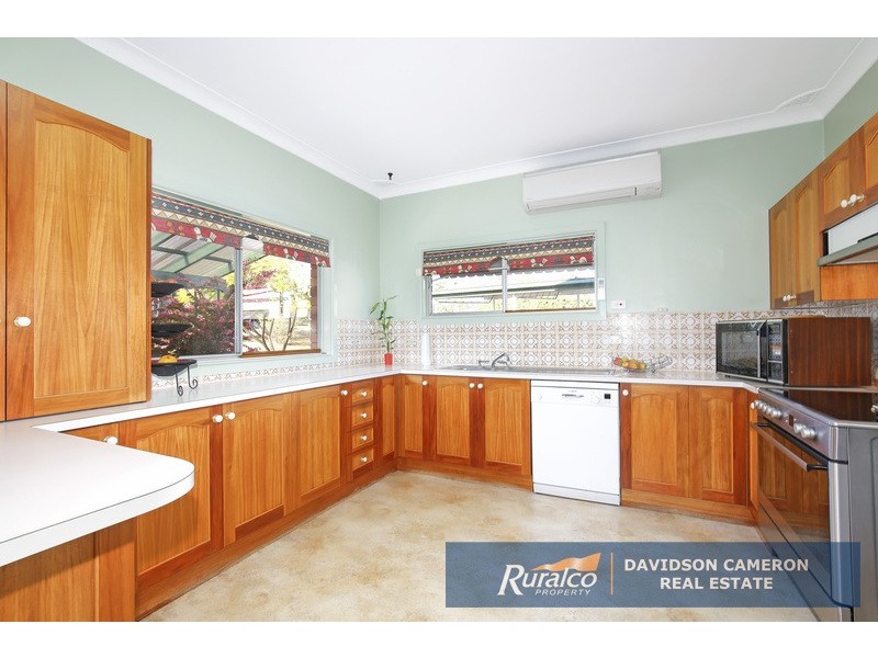 39 Johnston Street, Tamworth NSW 2340