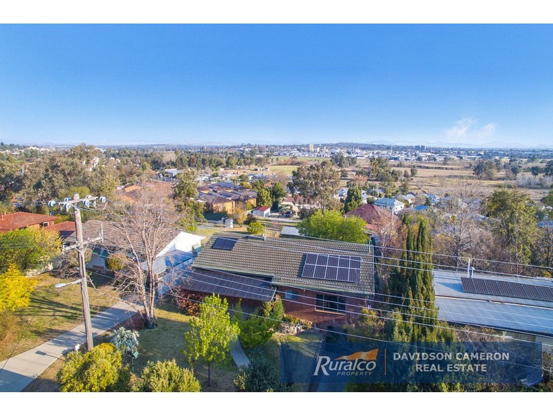 39 Johnston Street, Tamworth NSW 2340