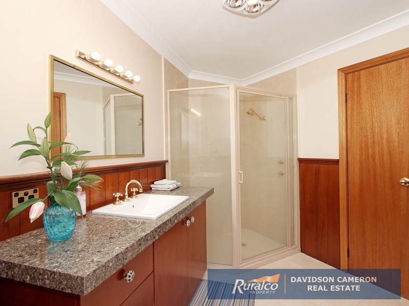 13 Bradley Place, Tamworth NSW 2340