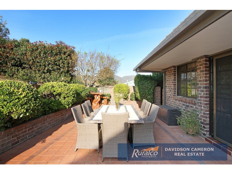 13 Bradley Place, Tamworth NSW 2340