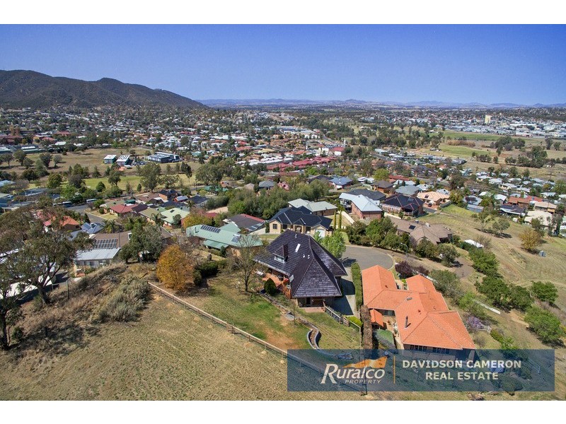 13 Bradley Place, Tamworth NSW 2340