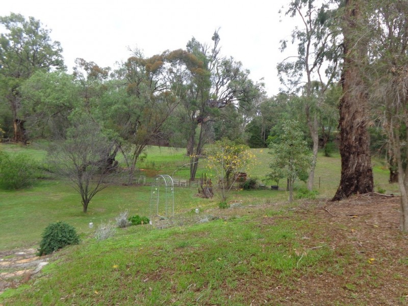 64 Davis Street, Currabubula NSW 2342