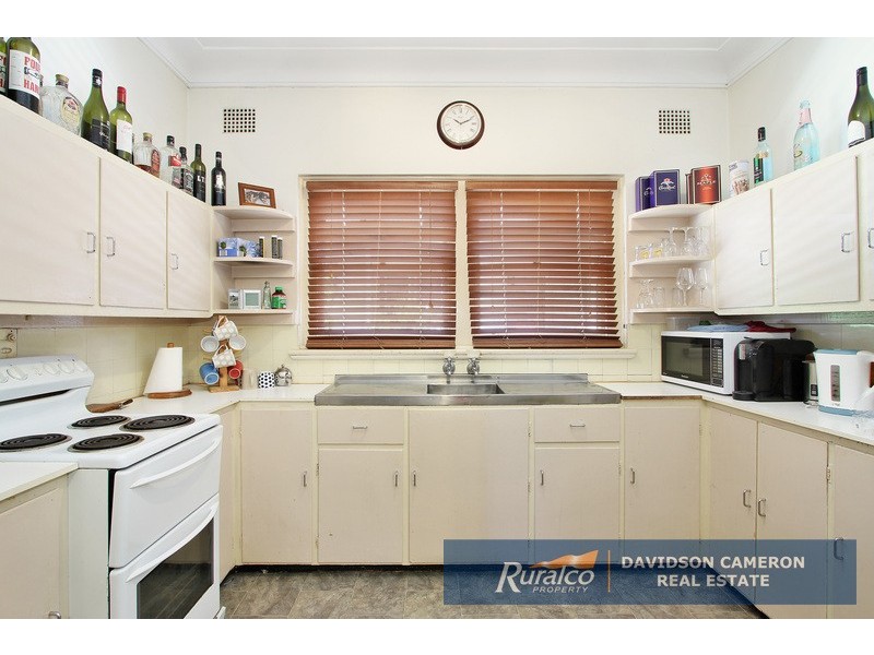 8 Scott Road, Tamworth NSW 2340