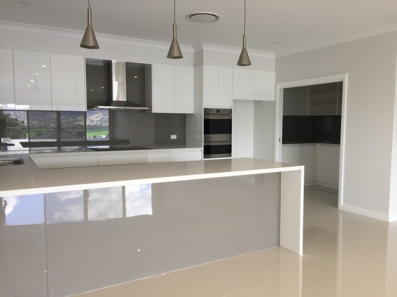 12 Currawong Drive, Tamworth NSW 2340