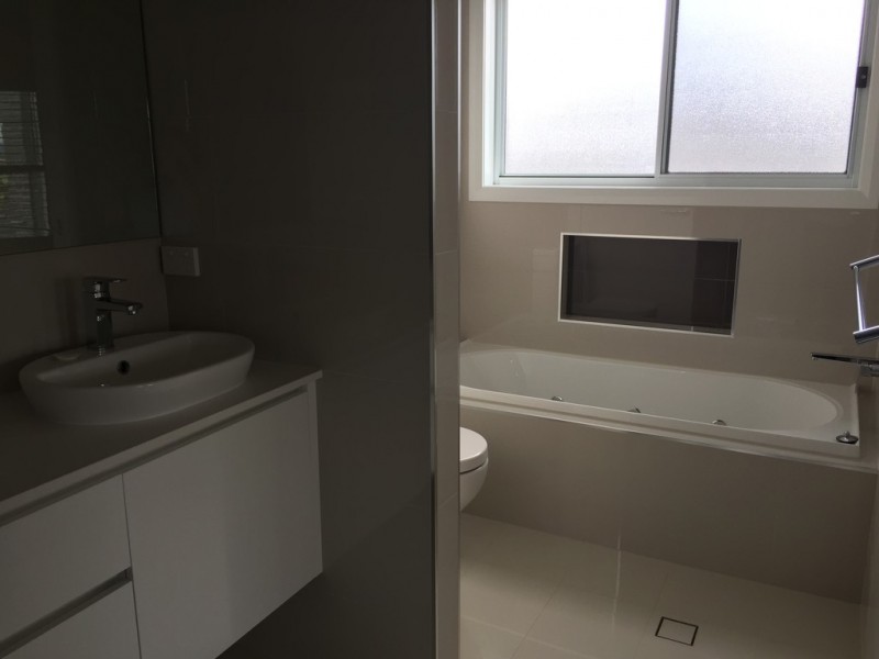 12 Currawong Drive, Tamworth NSW 2340