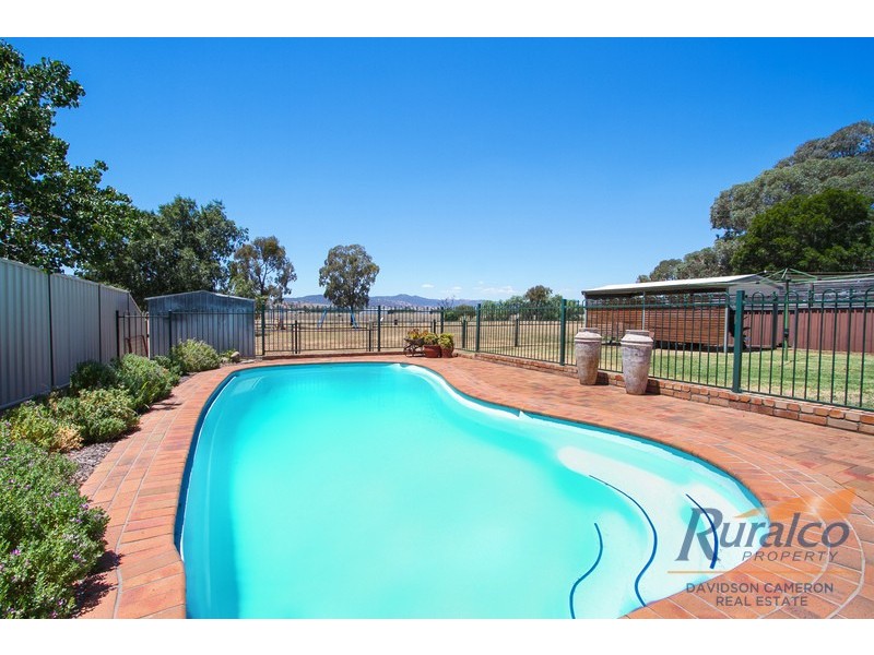 28 Harrier Parade, Tamworth NSW 2340