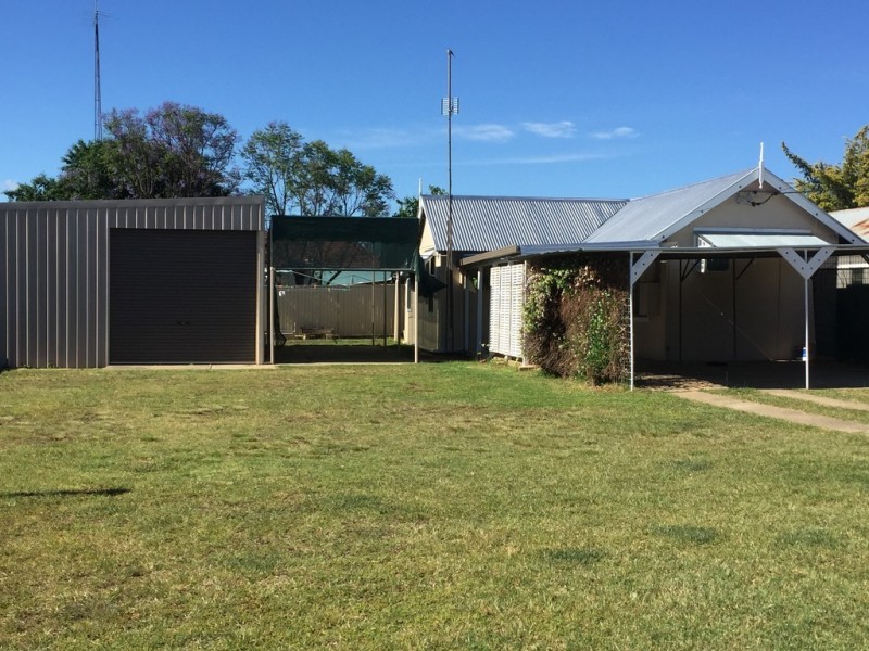 9 Cobley Avenue, Tamworth NSW 2340