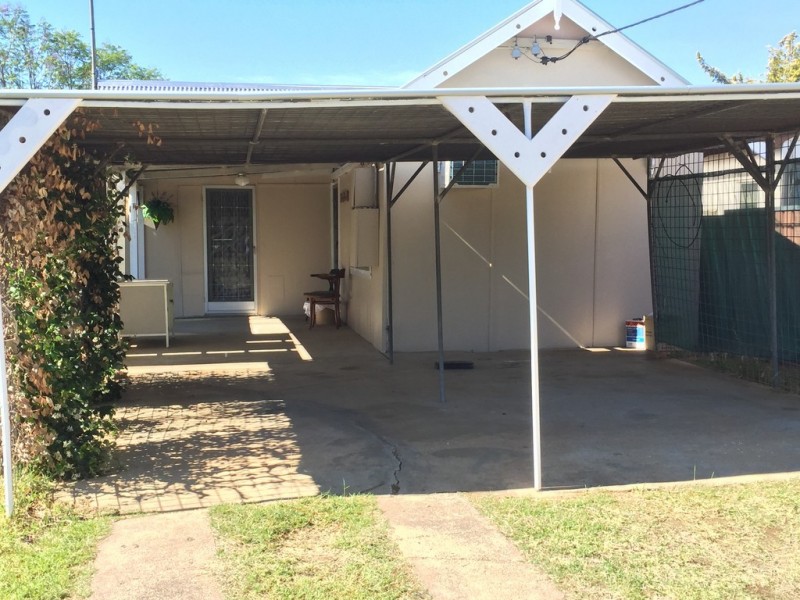 9 Cobley Avenue, Tamworth NSW 2340