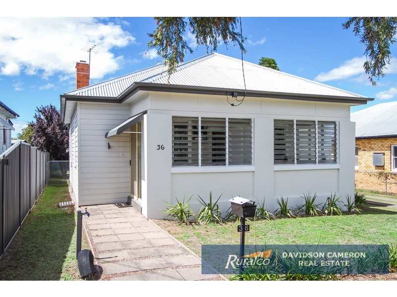 36 Mathews Street, Tamworth NSW 2340