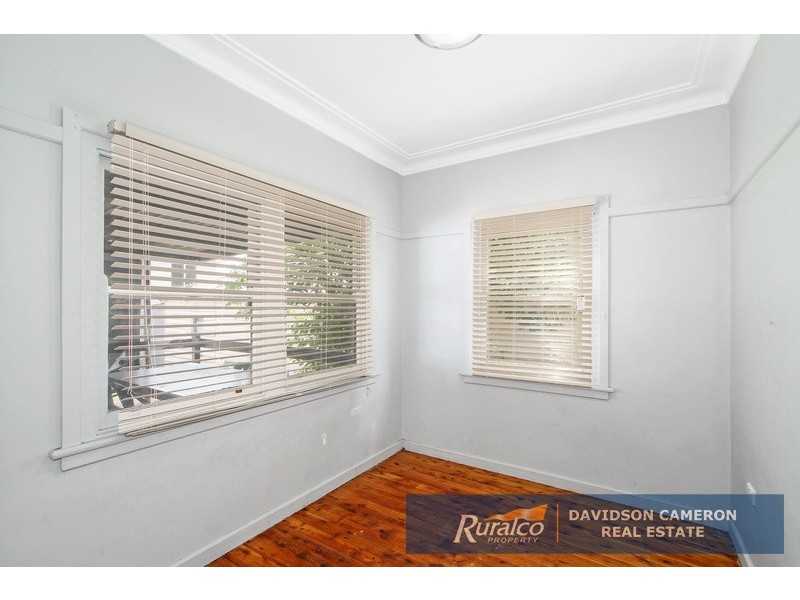 42 Robert Street, Tamworth NSW 2340