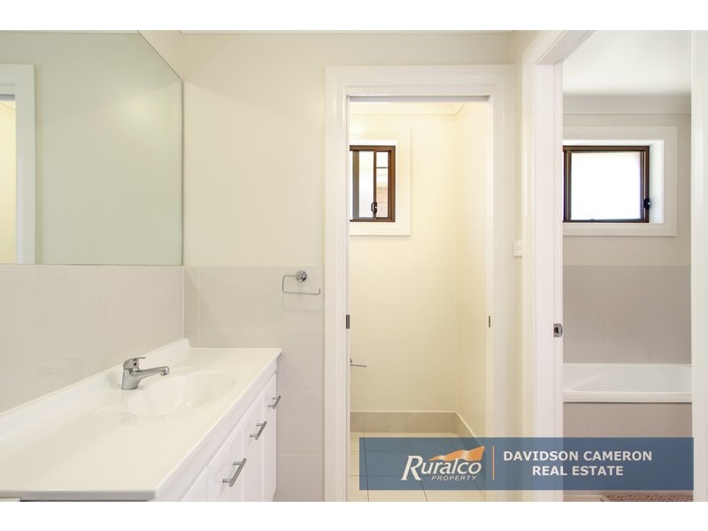 20 Wagonia Drive, Kootingal NSW 2352