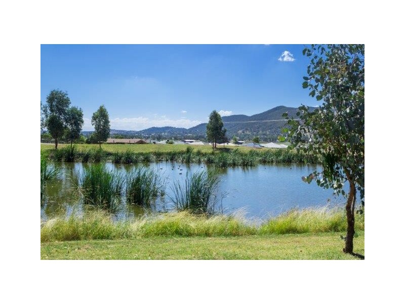 4 Emu Close, Calala NSW 2340