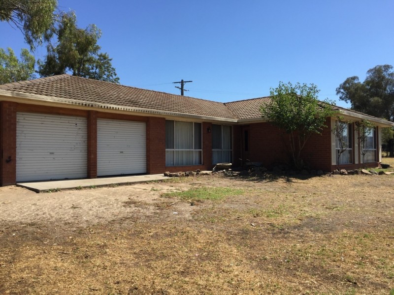 Bimbadeen Limbri Road, Kootingal NSW 2352