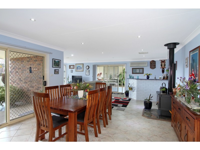 6 Nardoo Place, Tamworth NSW 2340