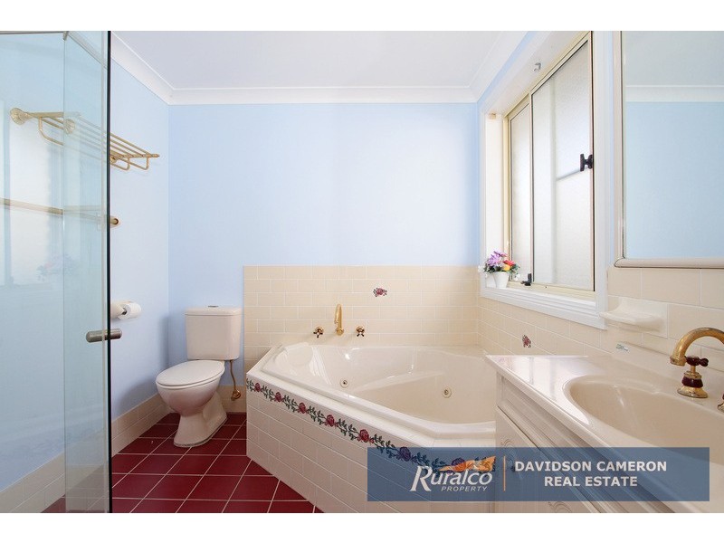 6 Nardoo Place, Tamworth NSW 2340