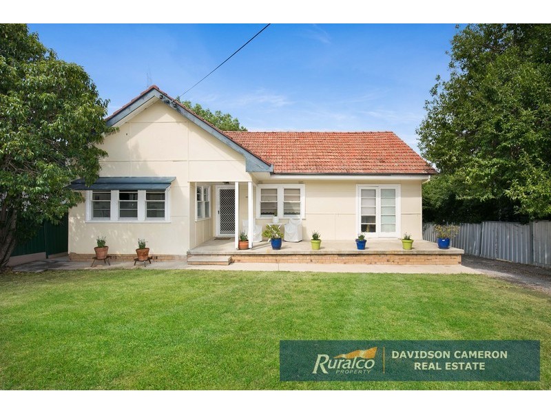 105 Rawson Avenue, Tamworth NSW 2340