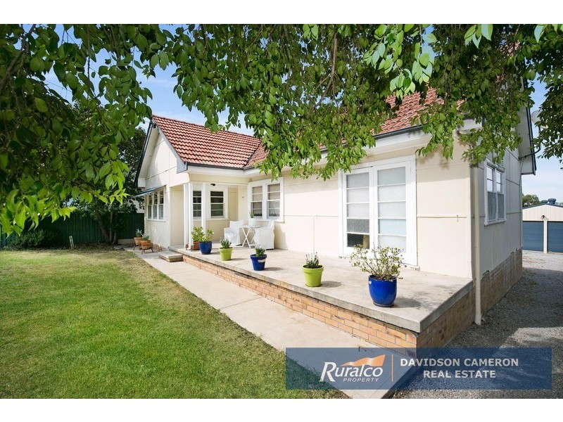 105 Rawson Avenue, Tamworth NSW 2340