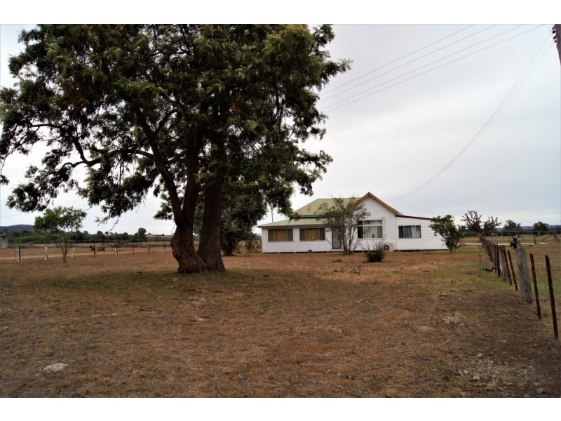 “Jansens” 63 Blairmore Lane, Aberdeen NSW 2336