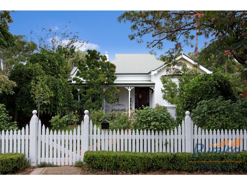 113 Carthage Street, Tamworth NSW 2340