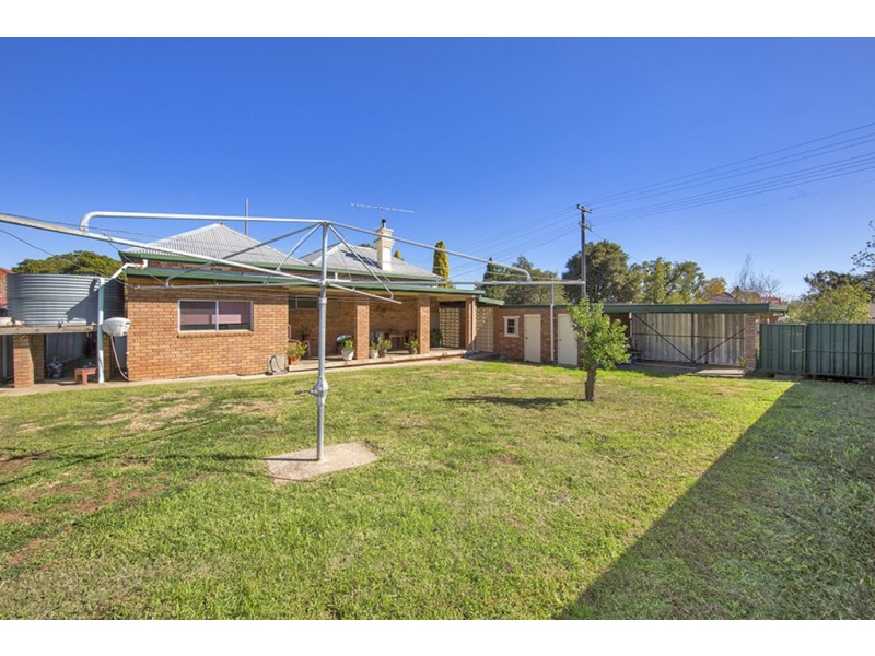 66 Upper Street, Tamworth NSW 2340