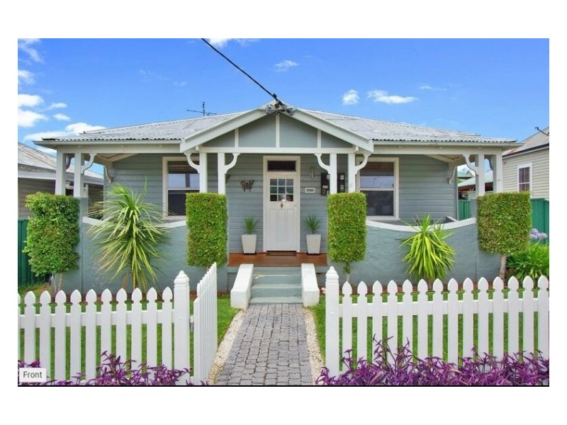 110 Denison Street, Tamworth NSW 2340