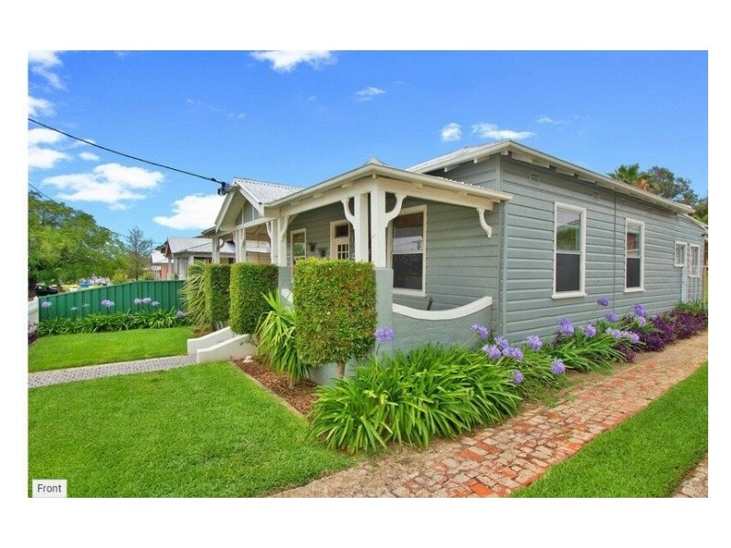 110 Denison Street, Tamworth NSW 2340