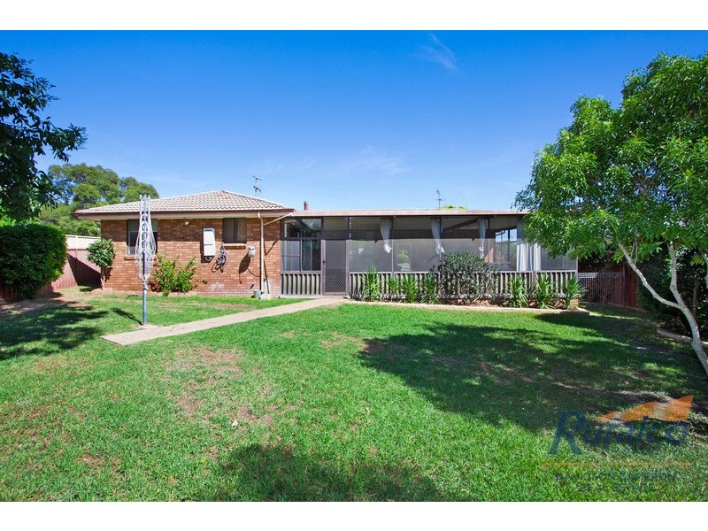 88 Harrier Parade, Tamworth NSW 2340