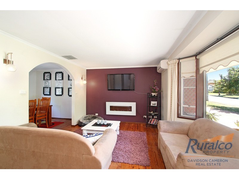 21 Kyooma Street, Tamworth NSW 2340