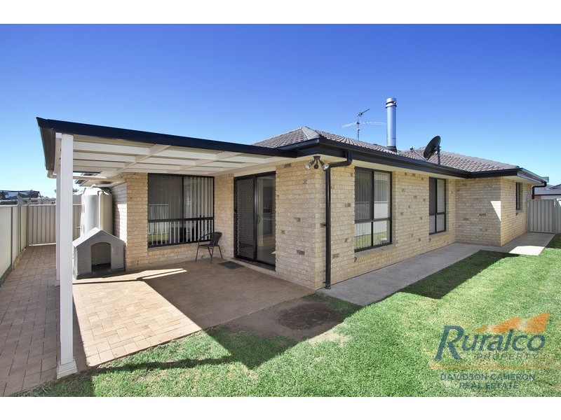 16 Lindsay Road, Tamworth NSW 2340
