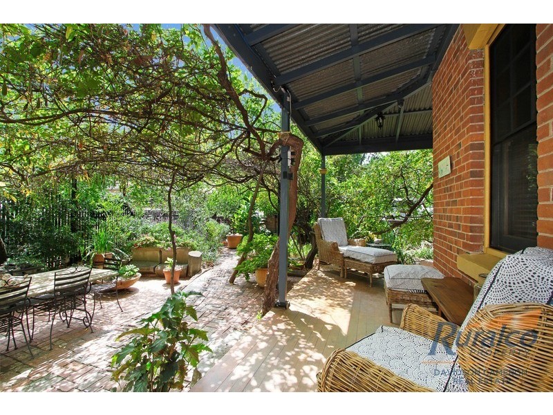 111 Carthage Street, Tamworth NSW 2340