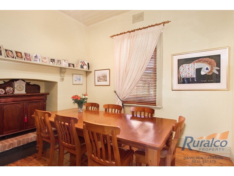 111 Carthage Street, Tamworth NSW 2340