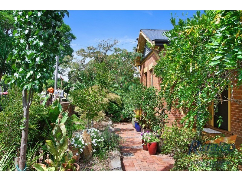 111 Carthage Street, Tamworth NSW 2340