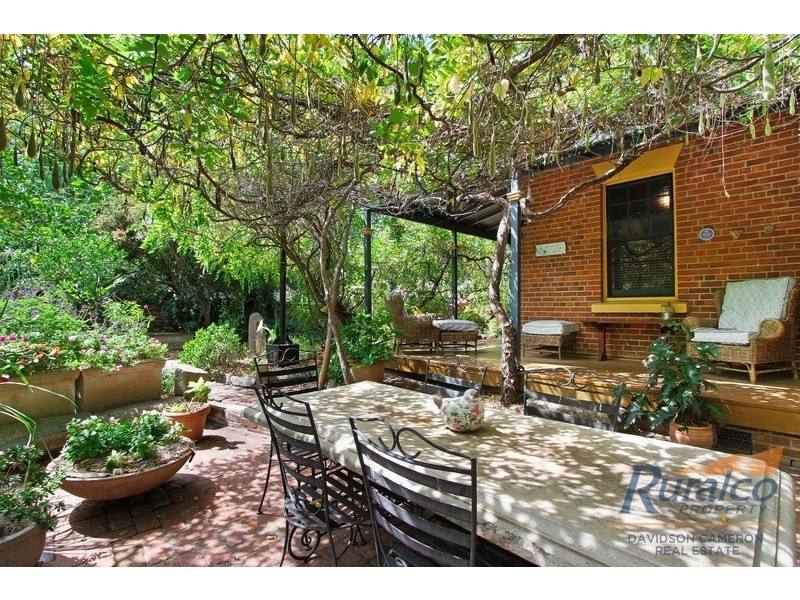 111 Carthage Street, Tamworth NSW 2340