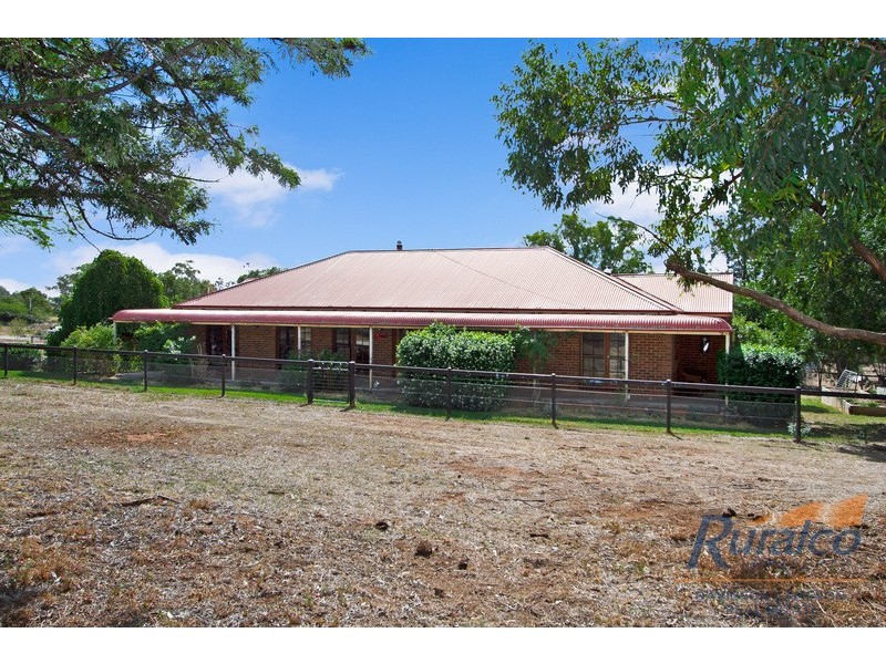130 Tregarthen Road, Tamworth NSW 2340