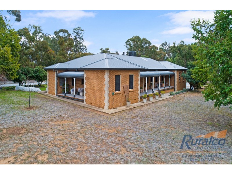 9 Ralfe Road, Tamworth NSW 2340