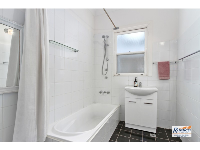 38 Raglan Street, Tamworth NSW 2340