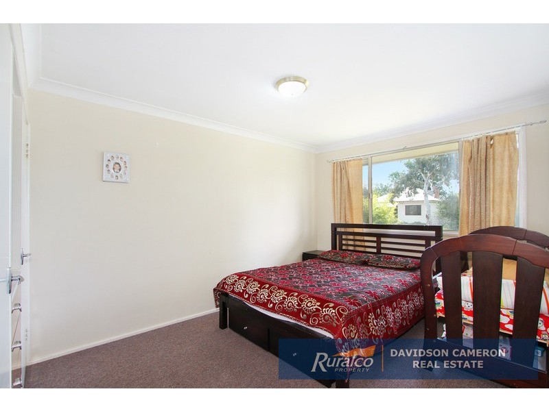 8 Robina Street, Tamworth NSW 2340