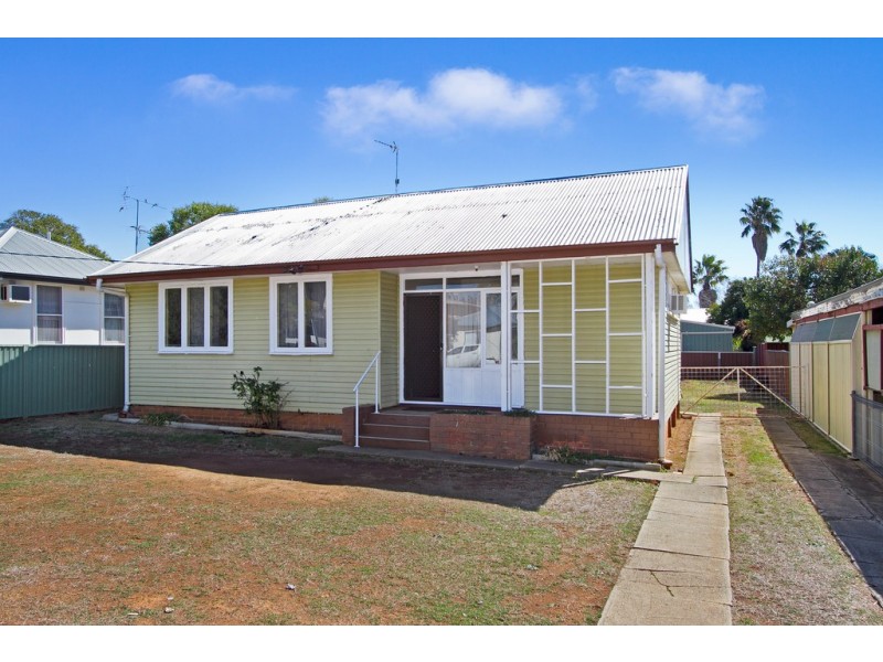 6 Susanne Street, Tamworth NSW 2340