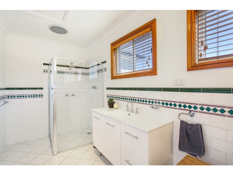 56 Raglan Street, Tamworth NSW 2340