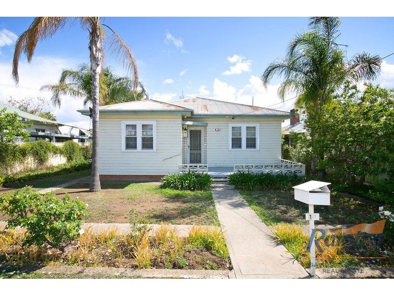 14 Vera Street, Tamworth NSW 2340