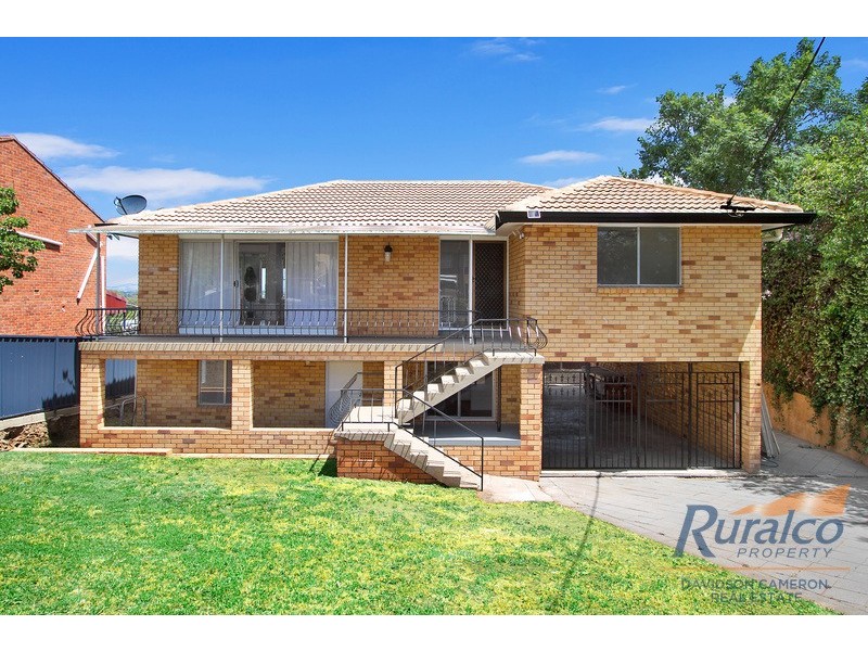 33 Johnston Street, Tamworth NSW 2340