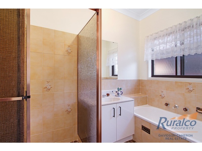 1 Jacaranda Place, Tamworth NSW 2340