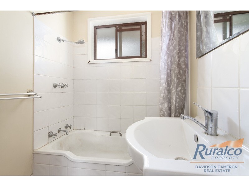 2/4 Woodstock Street, Tamworth NSW 2340