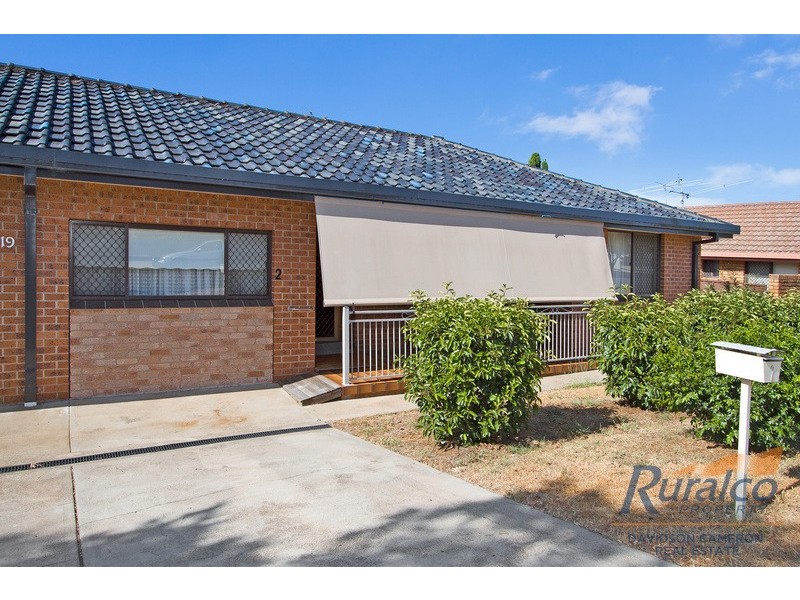 2/19 Piper Street, Tamworth NSW 2340