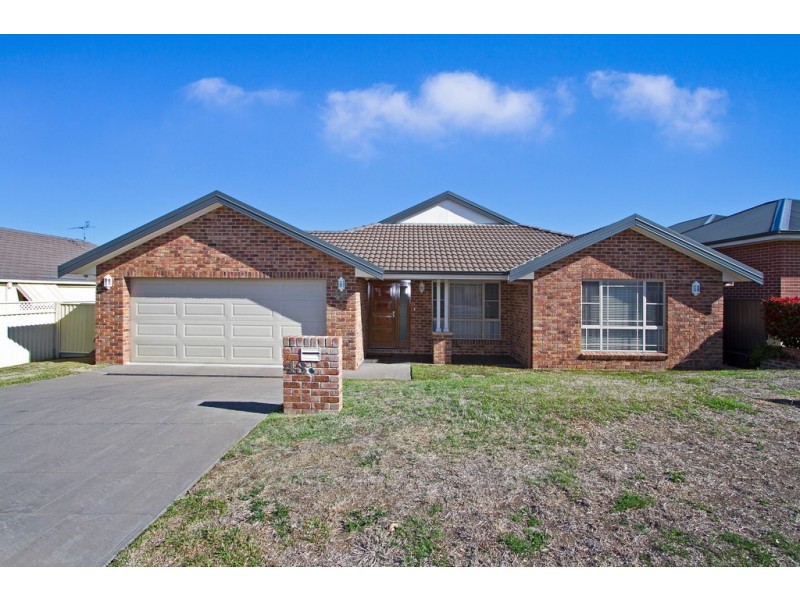 43 The Retreat, Tamworth NSW 2340
