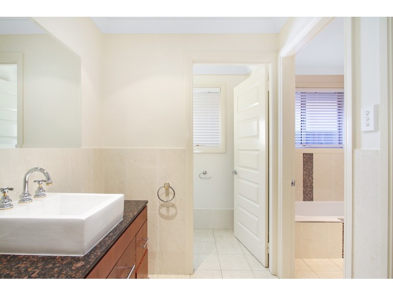 43 The Retreat, Tamworth NSW 2340