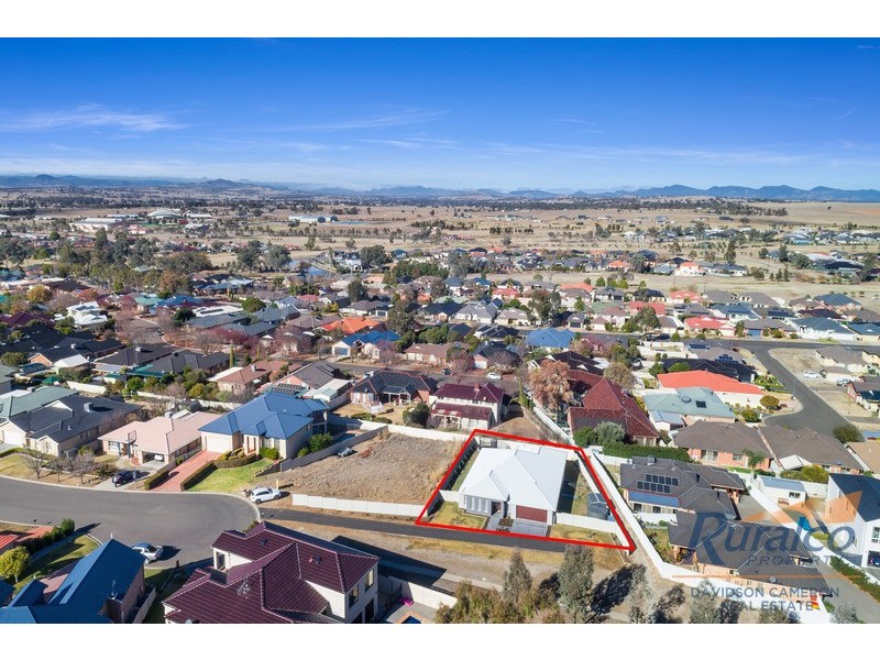 39 Ebony Close, Tamworth NSW 2340
