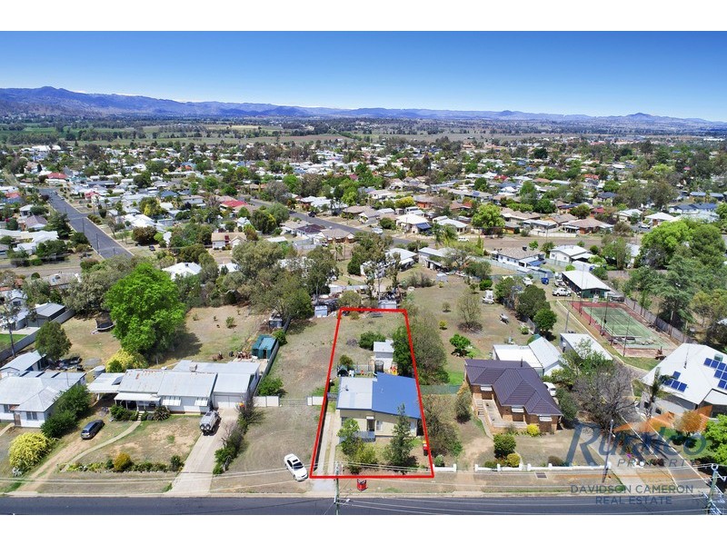 37 Hillvue Road, Tamworth NSW 2340