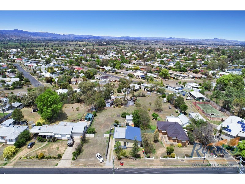 37 Hillvue Road, Tamworth NSW 2340
