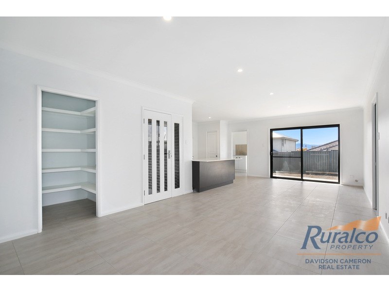 1/7 Gabriella Way, Tamworth NSW 2340